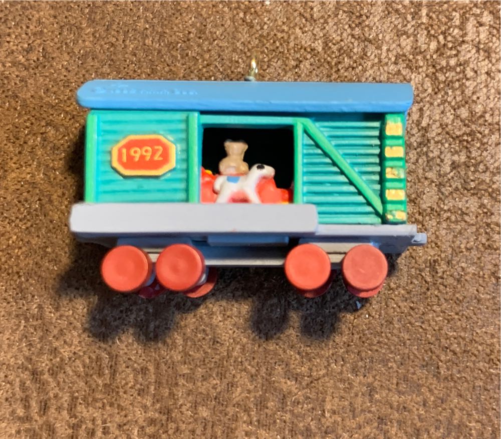 Noel RR - Noel R. R. Series Miniature (Keepsake Miniature) ornament collectible - Main Image 3