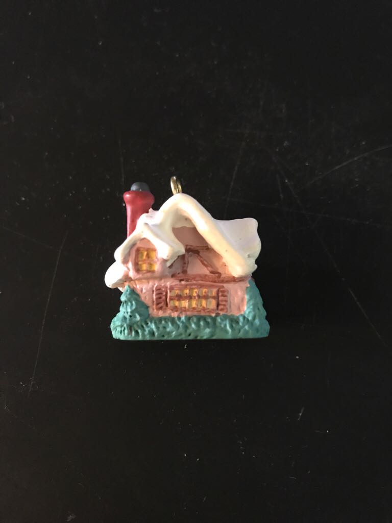 Inn - Old English Village Miniature (Keepsake Miniature) ornament collectible - Main Image 2