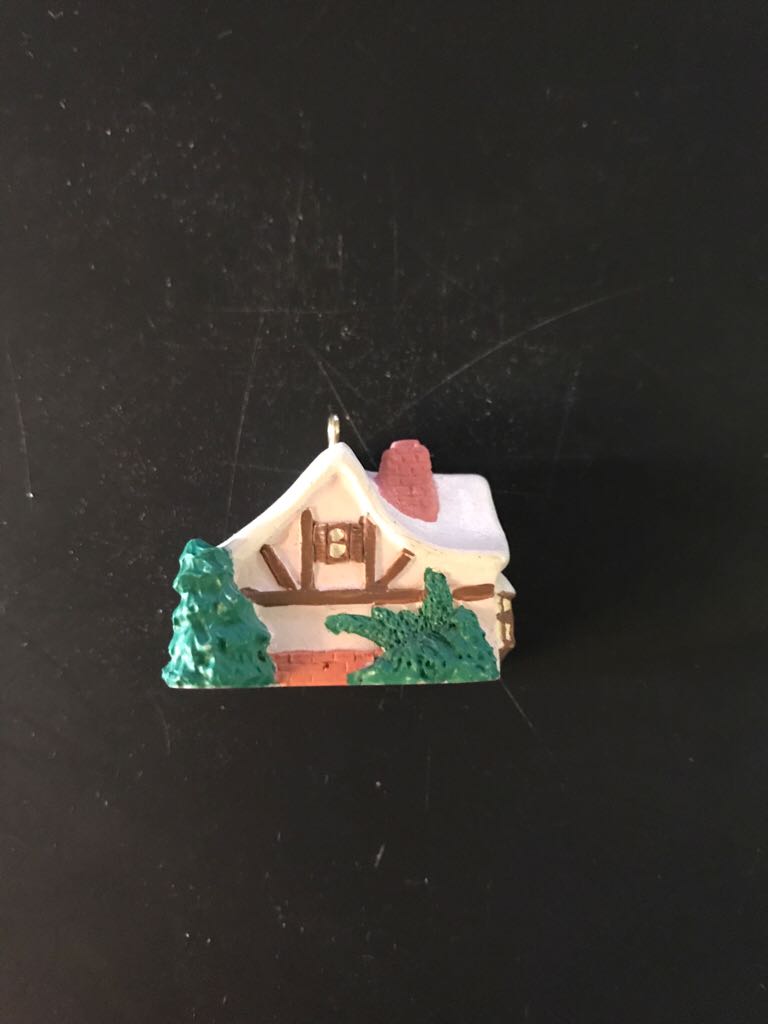 Hat Shop - Old English Village Miniature (Keepsake Miniature) ornament collectible - Main Image 2