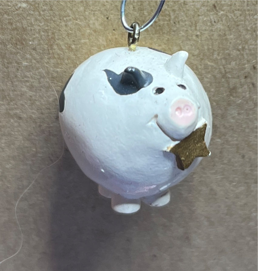 Roly-Poly Pig  (Keepsake Miniature) ornament collectible - Main Image 3