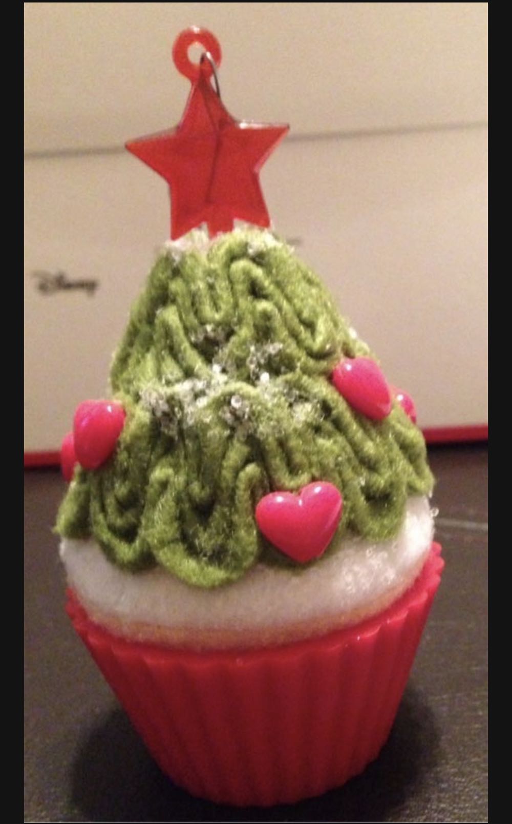 Christmas Cupcakes #6: Tasty Tannenbaum - Christmas Cupcakes (#6 Christmas Cupcakes Series) ornament collectible - Main Image 3