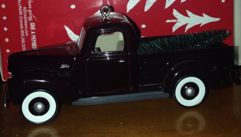 1940 Ford   ornament collectible - Main Image 1