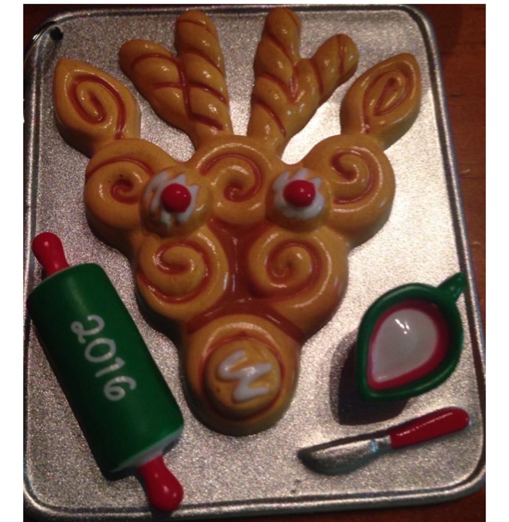 Season’s Treatings #8 (2016)  ornament collectible - Main Image 2