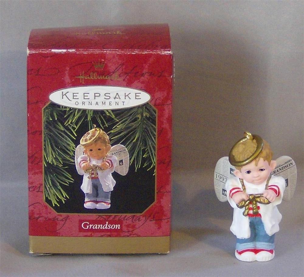 Lightening McQueen 2007 Hallmark Disney/Pixar Christmas Ornament 