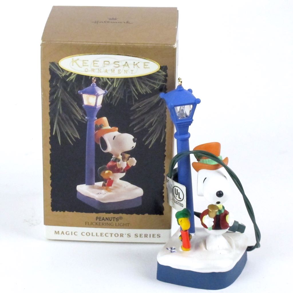 Peanuts #4 - Flickering Lights - Magic Collector’s Series (Peanuts) ornament collectible - Main Image 1