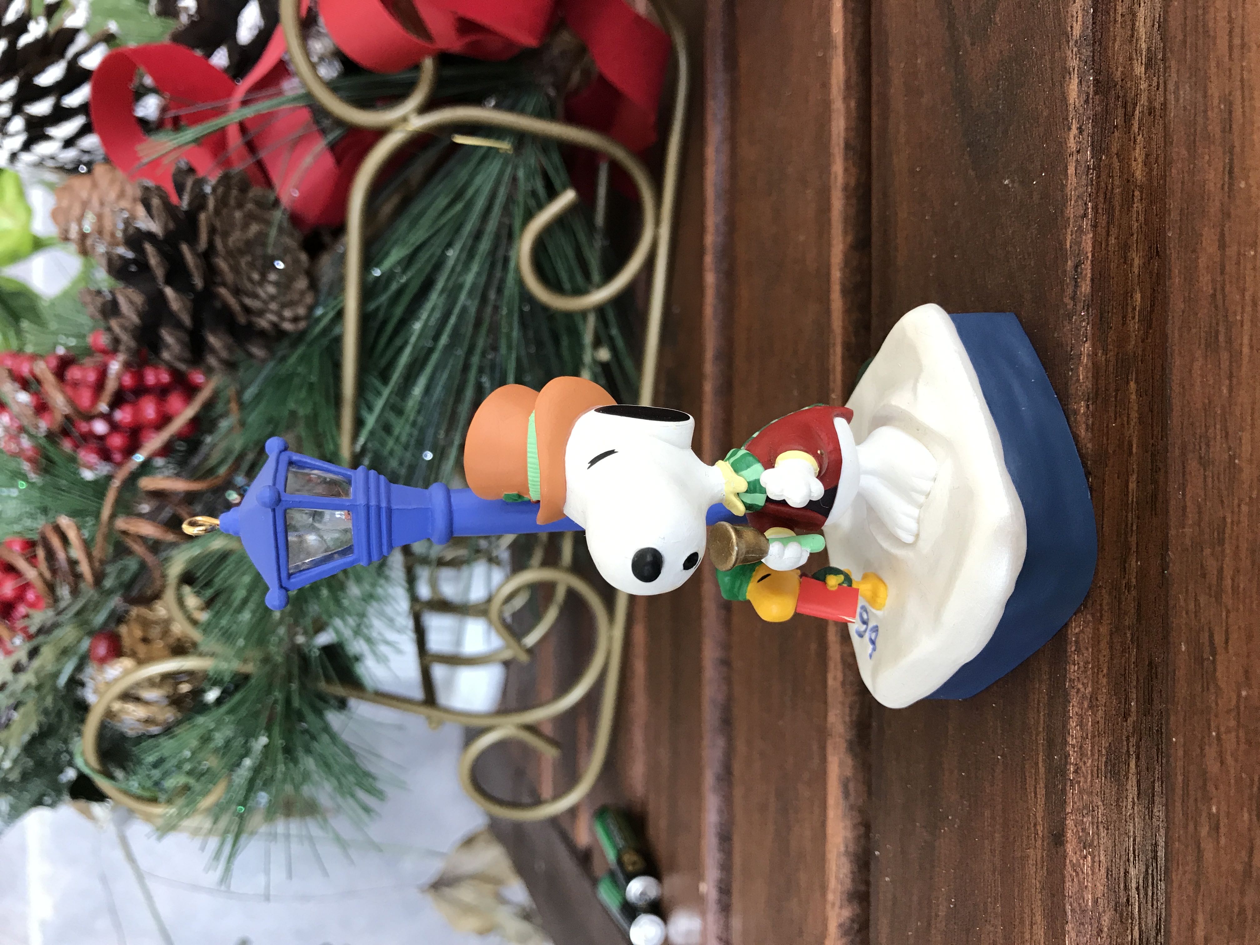 Peanuts #4 - Flickering Lights - Magic Collector’s Series (Peanuts) ornament collectible - Main Image 2