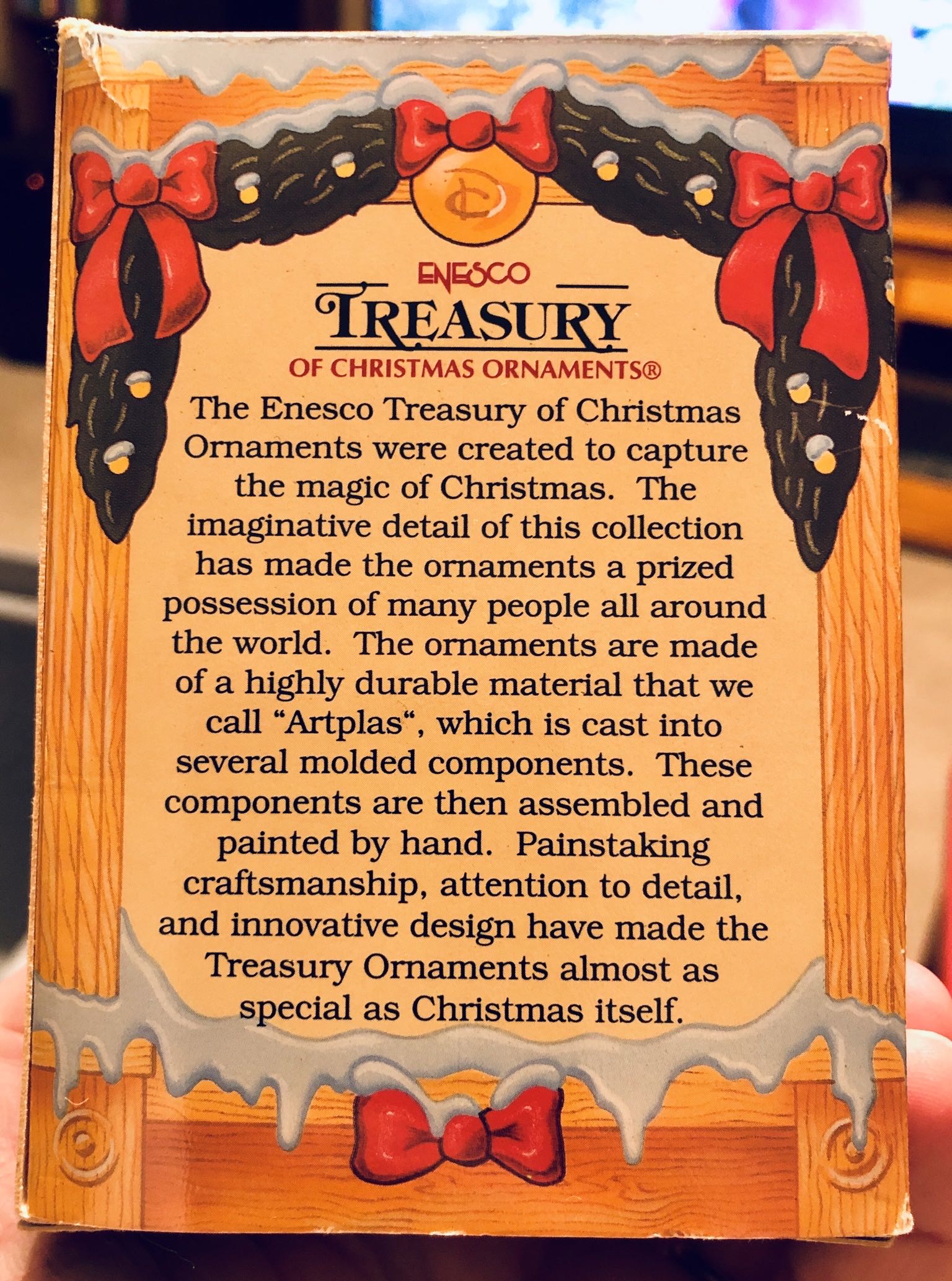 Watching for Santa - Enesco Treasury Of Christmas Ornaments (Disney’s Mickey Mouse) ornament collectible - Main Image 3