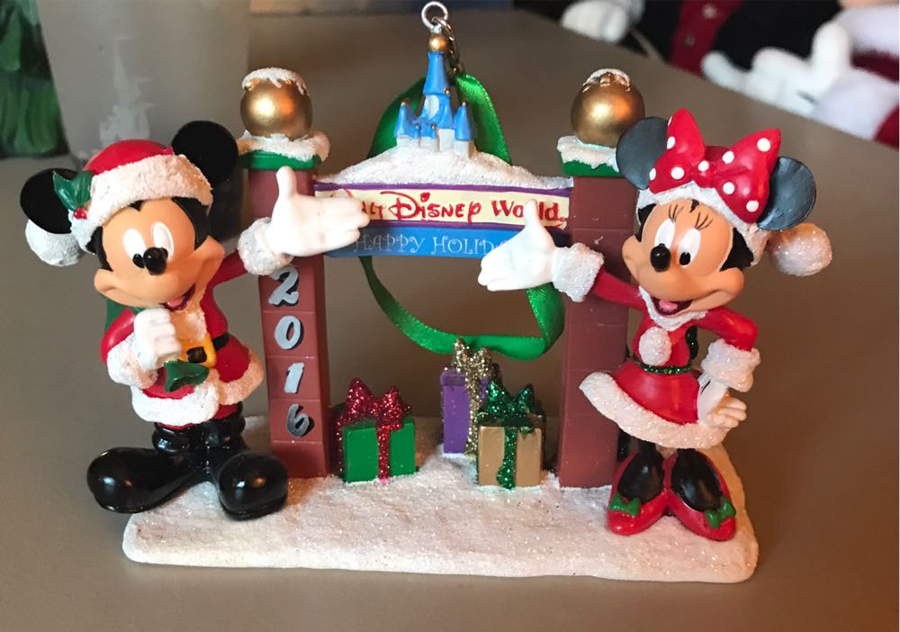 Disney WDW Holiday Arch Sketchbook - Theme Park Holiday (Disney Mickey Mouse & Minnie Mouse) ornament collectible - Main Image 2
