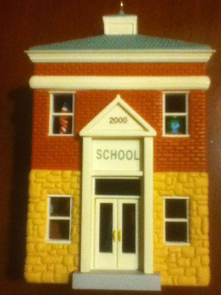 Red & Green Velvet Polkadot Balls (2)