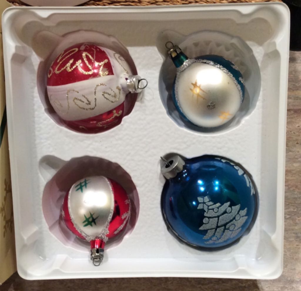 Yellow Butterfly Clay Waterbottle