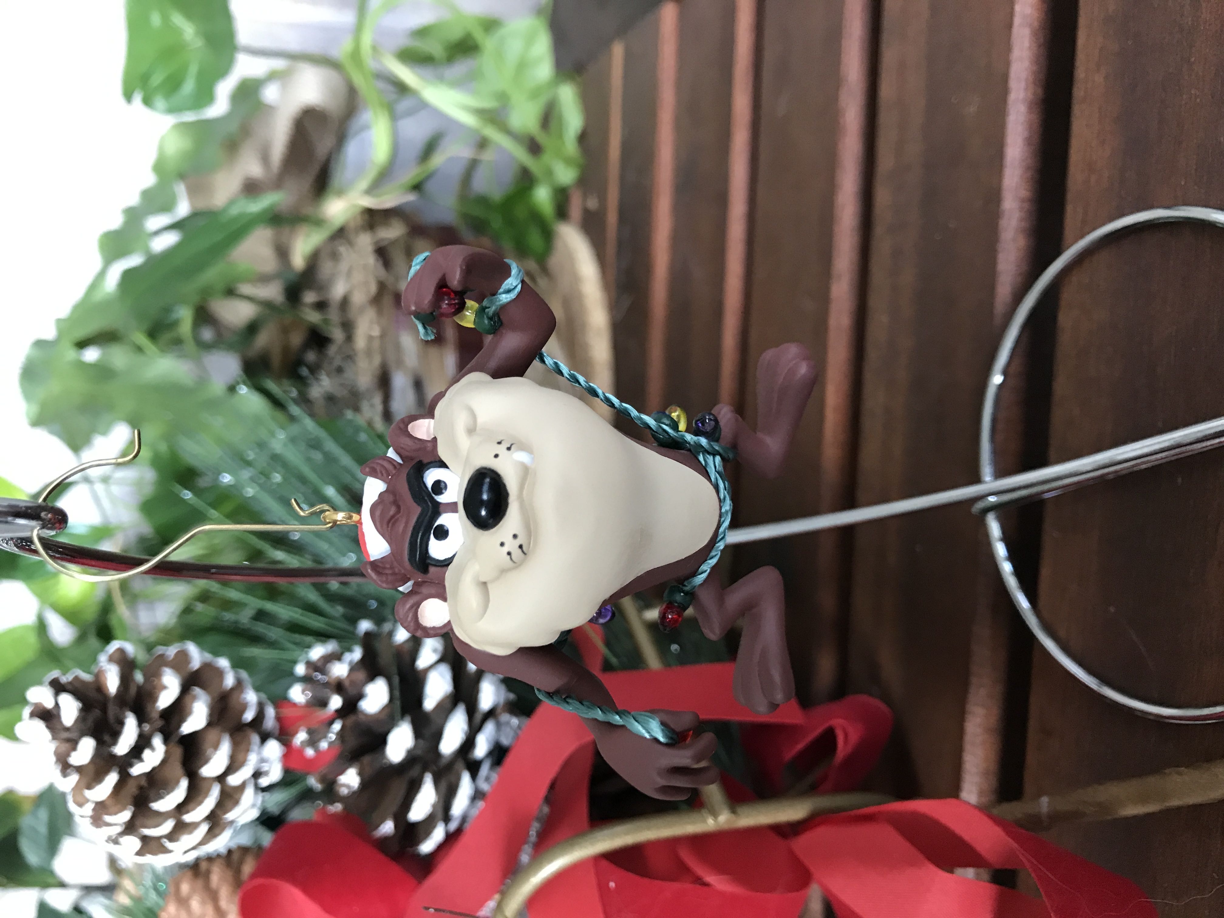 Looney Tunes - 1994 - Tazmanian Devil - Looney Tunes (Cartoon Characters) ornament collectible - Main Image 2