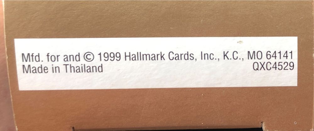 Miniature- Snowy Surprise  (Keepsake Ornament Collector’s Club) ornament collectible - Main Image 3