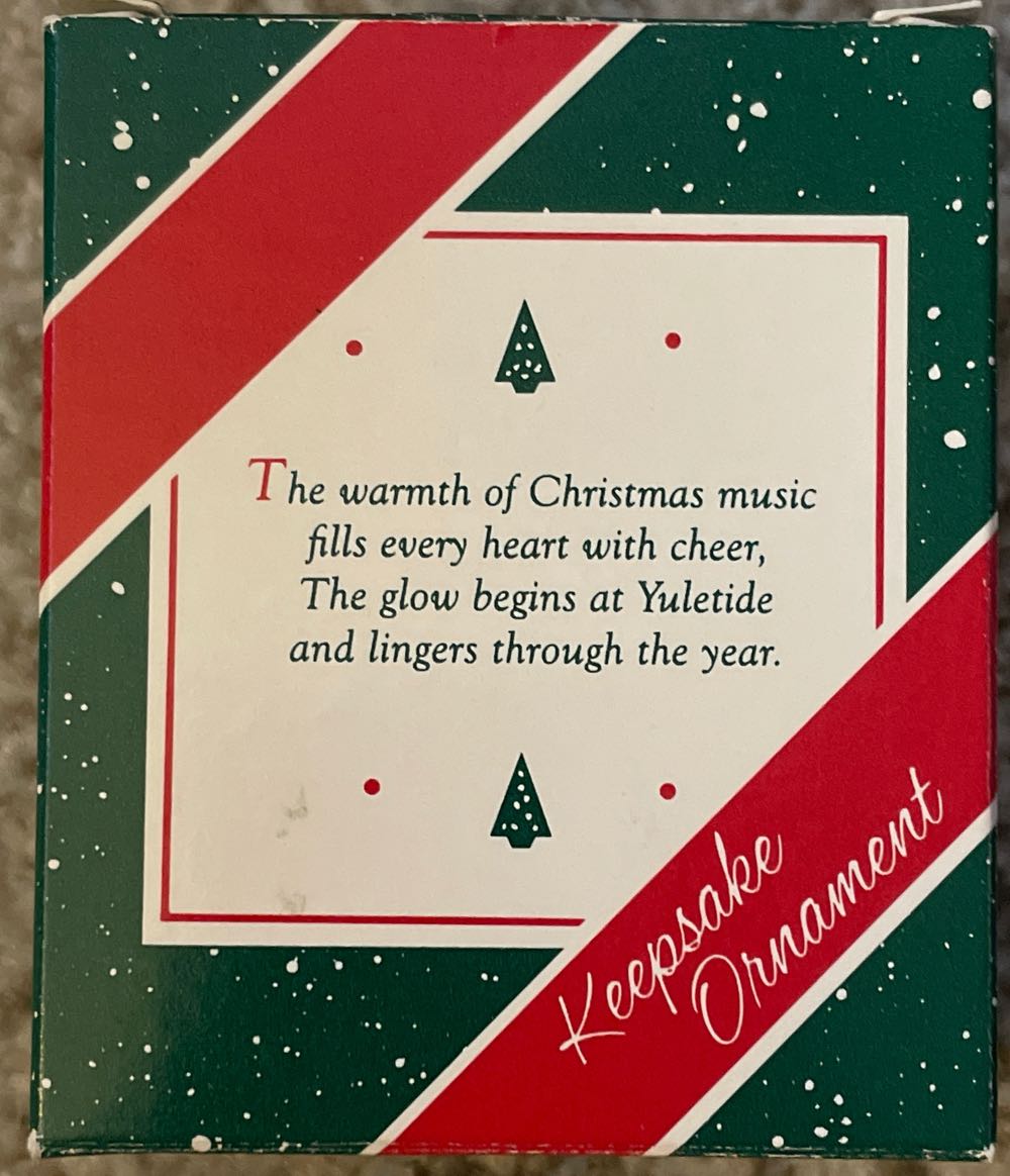 Christmas Keys - Hallmark Keepsake (Music) ornament collectible - Main Image 2
