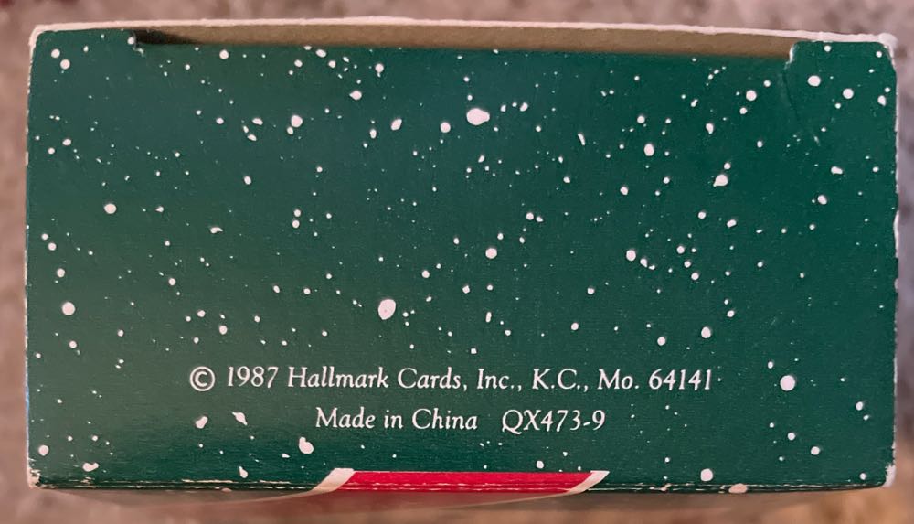 Christmas Keys - Hallmark Keepsake (Music) ornament collectible - Main Image 3