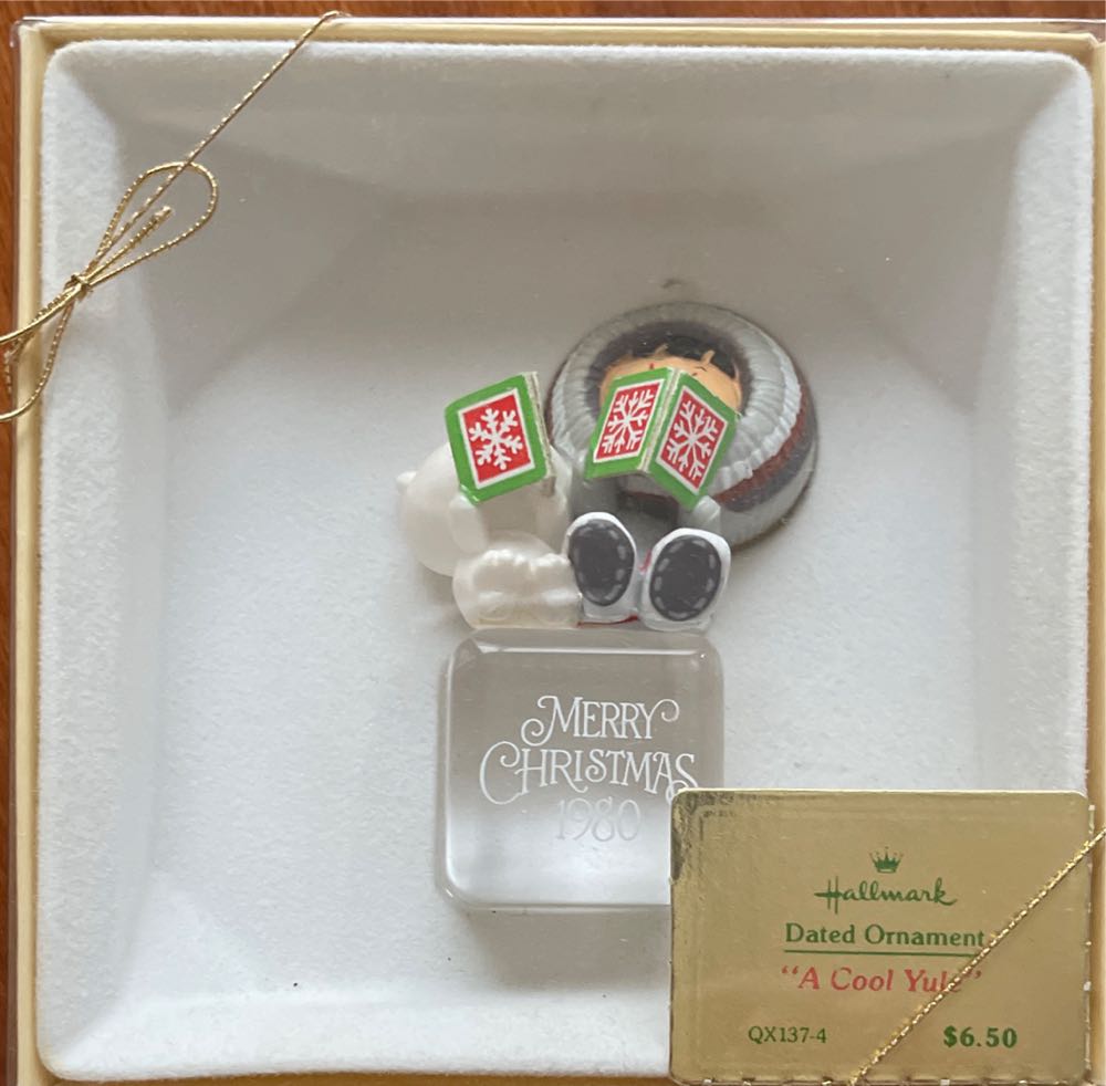 A Cool Yule - Frosty Friends (Frosty Friends) ornament collectible - Main Image 3