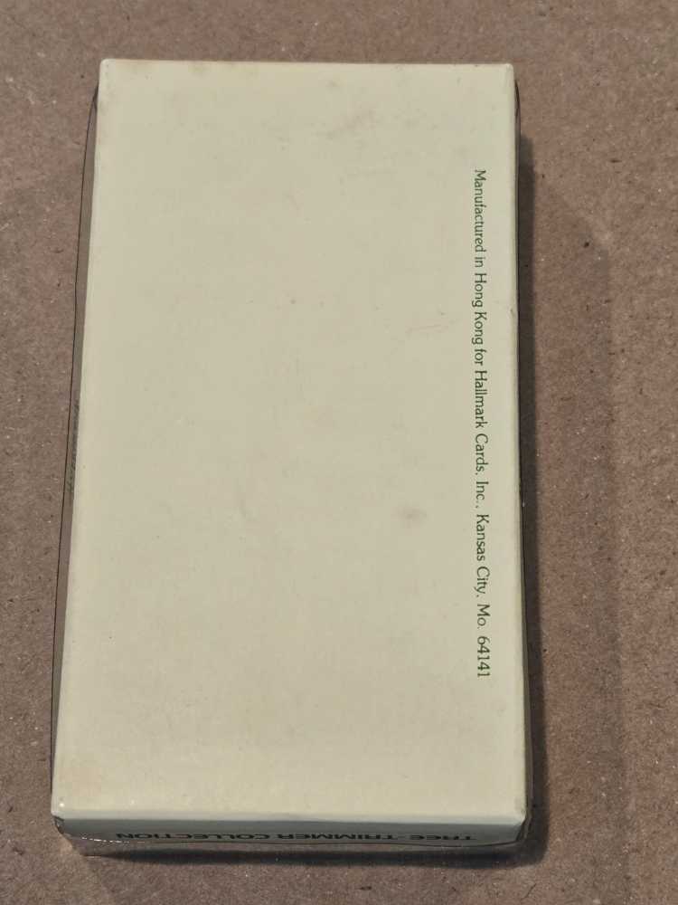 Santa 1980 - Dated Ornament (Santa) ornament collectible - Main Image 3