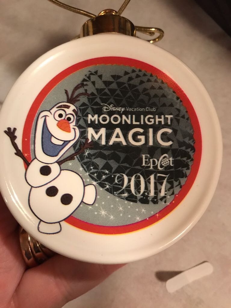 Chili Pepoer Tree Metal