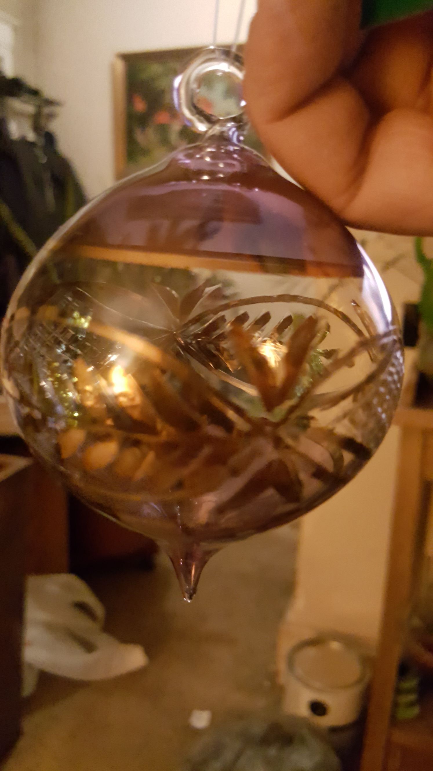 Gold Round Pointed  (Egypt Glass) ornament collectible - Main Image 1