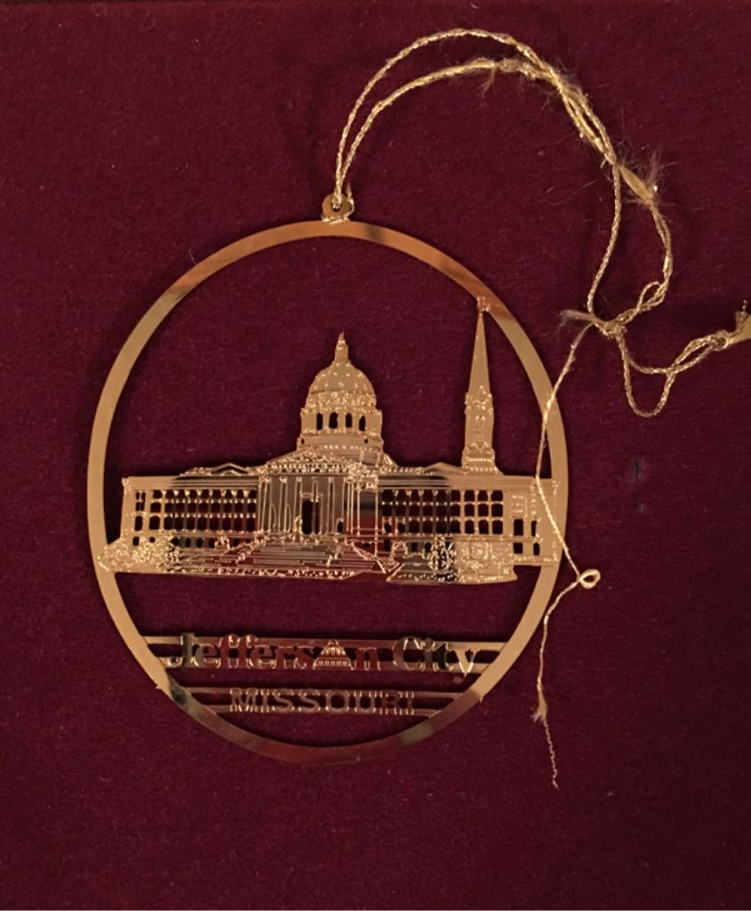 Swiss Miss Thoughtful Bear