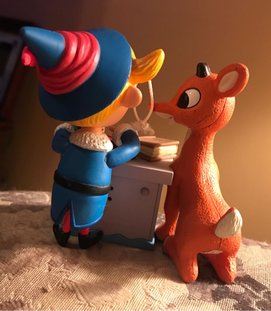 Hermey Dentist With Rudolph Ornament  (Magic Light And Sound) ornament collectible - Main Image 2