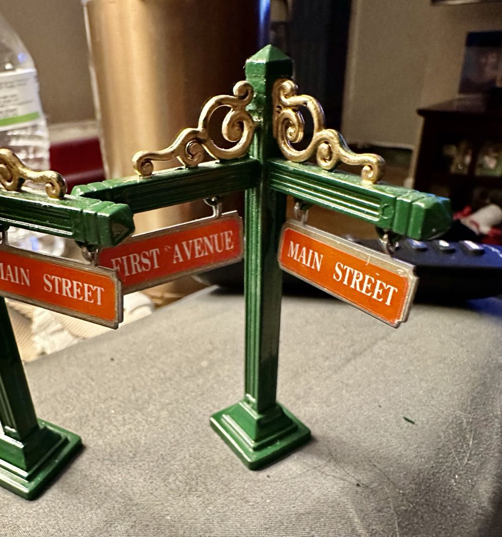 Street Signs Tabletop Decor X 2  ornament collectible - Main Image 3