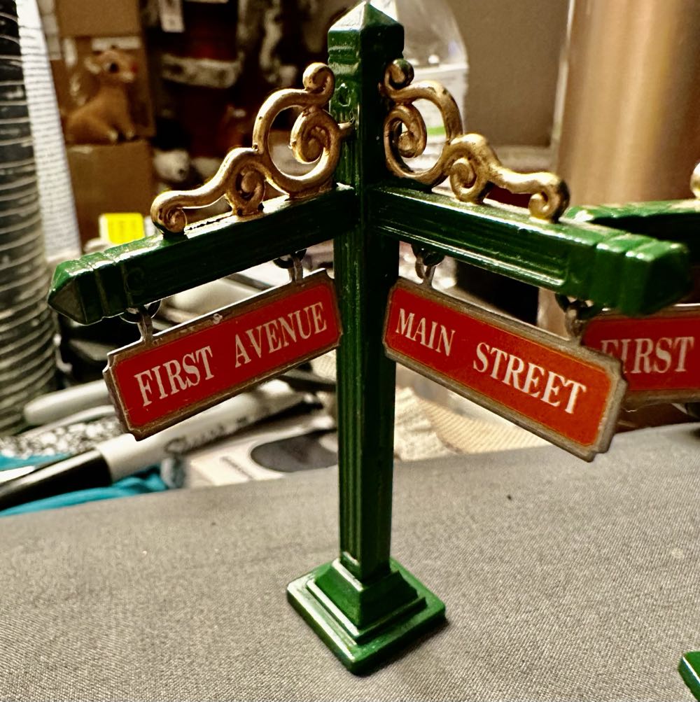 Street Signs Tabletop Decor X 2  ornament collectible - Main Image 4