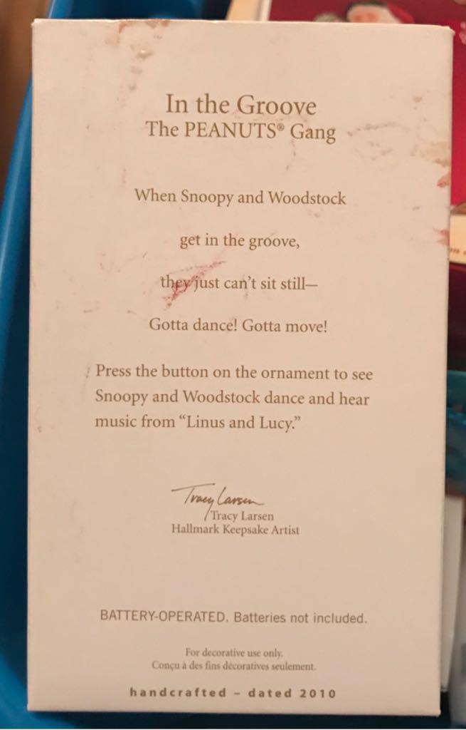 In The Groove Snoopy  (Magic Light And Sound) ornament collectible - Main Image 2