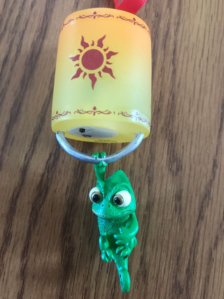 Lookup3 Steinbach Ornament