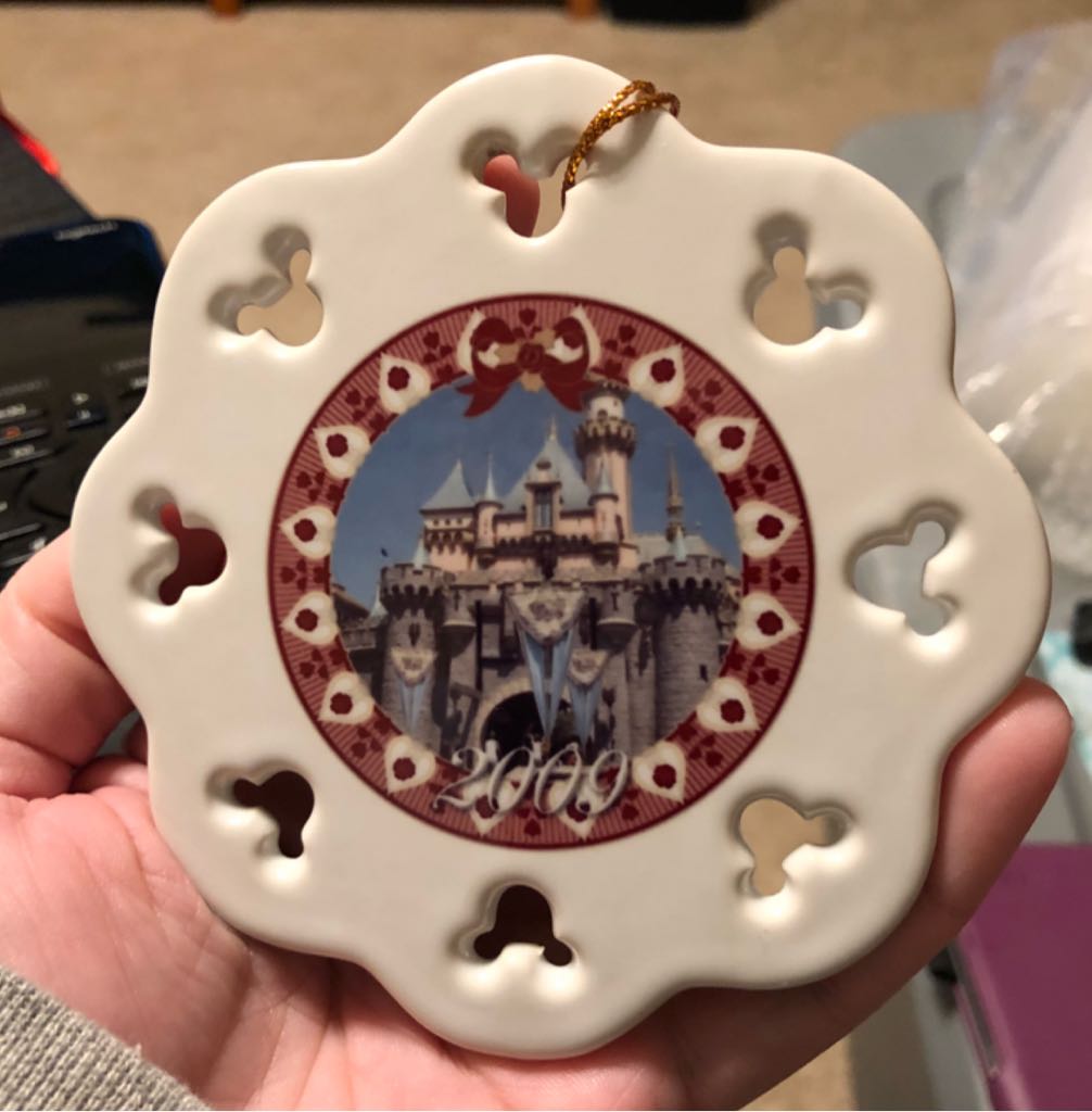 PhotoPass - Make Your Own - Theme Park (Disney Disneyland) ornament collectible - Main Image 2