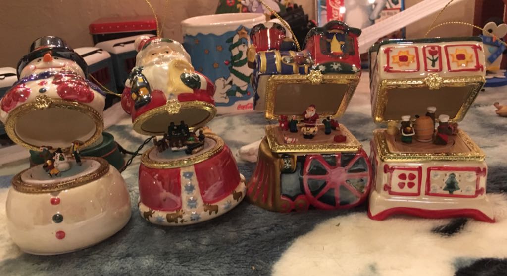 Music Boxes  ornament collectible - Main Image 2
