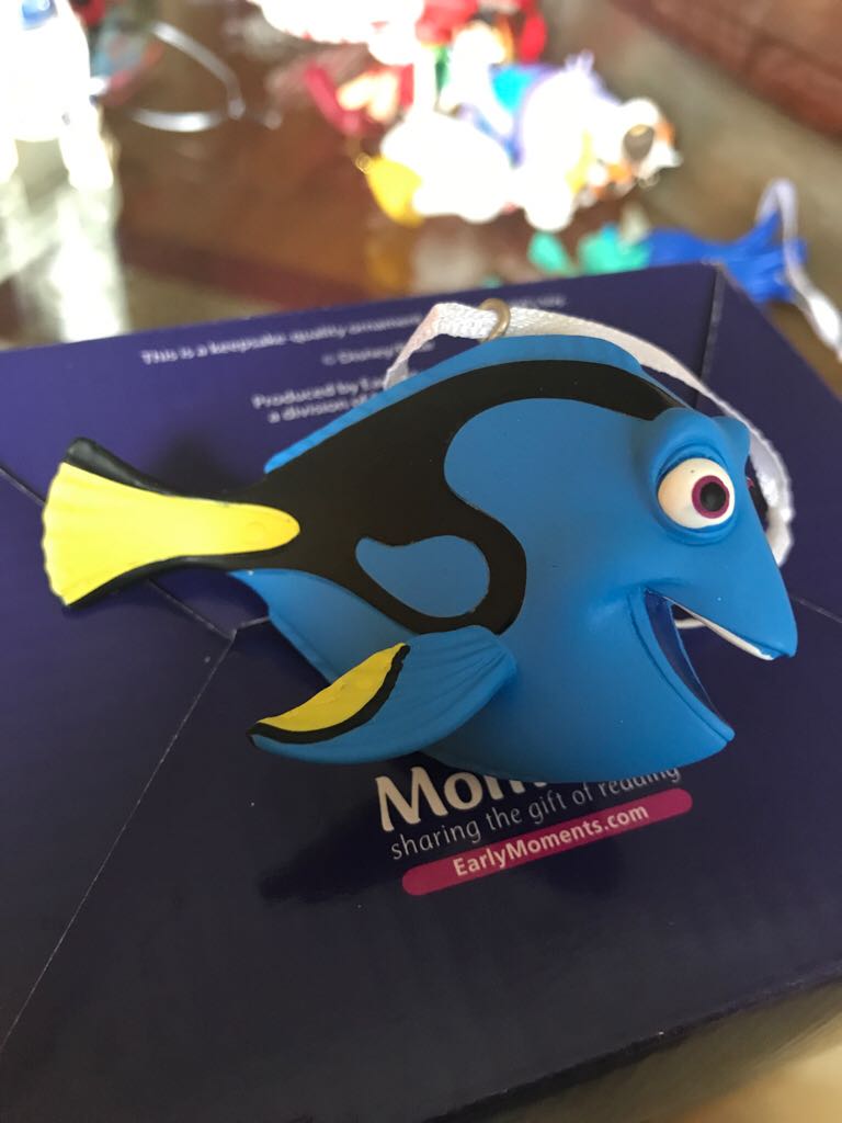 Finding Nemo - Dory  ornament collectible - Main Image 1