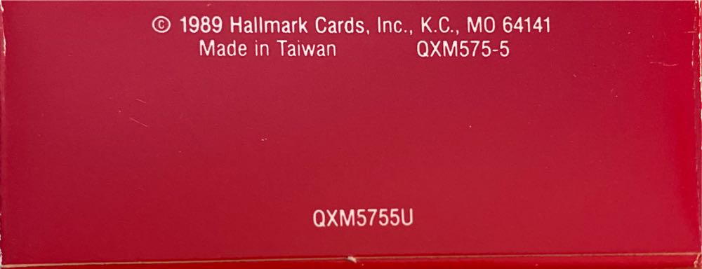 Merry Seal - Miniature (Seal) ornament collectible - Main Image 4