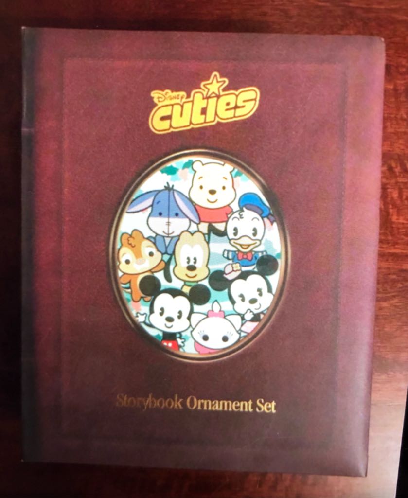 Cutie Minnie Mouse - Storybook Ornament Collection (Disney Minnie Mouse) ornament collectible - Main Image 2