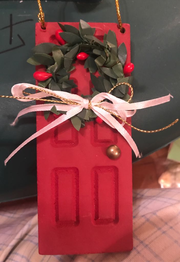 Storybook Avon Classic Lightup Ornament