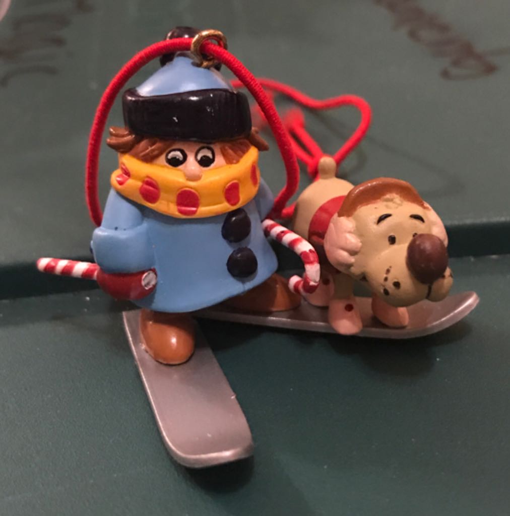 Danbury Mint Gold Name Ornament - Maddie