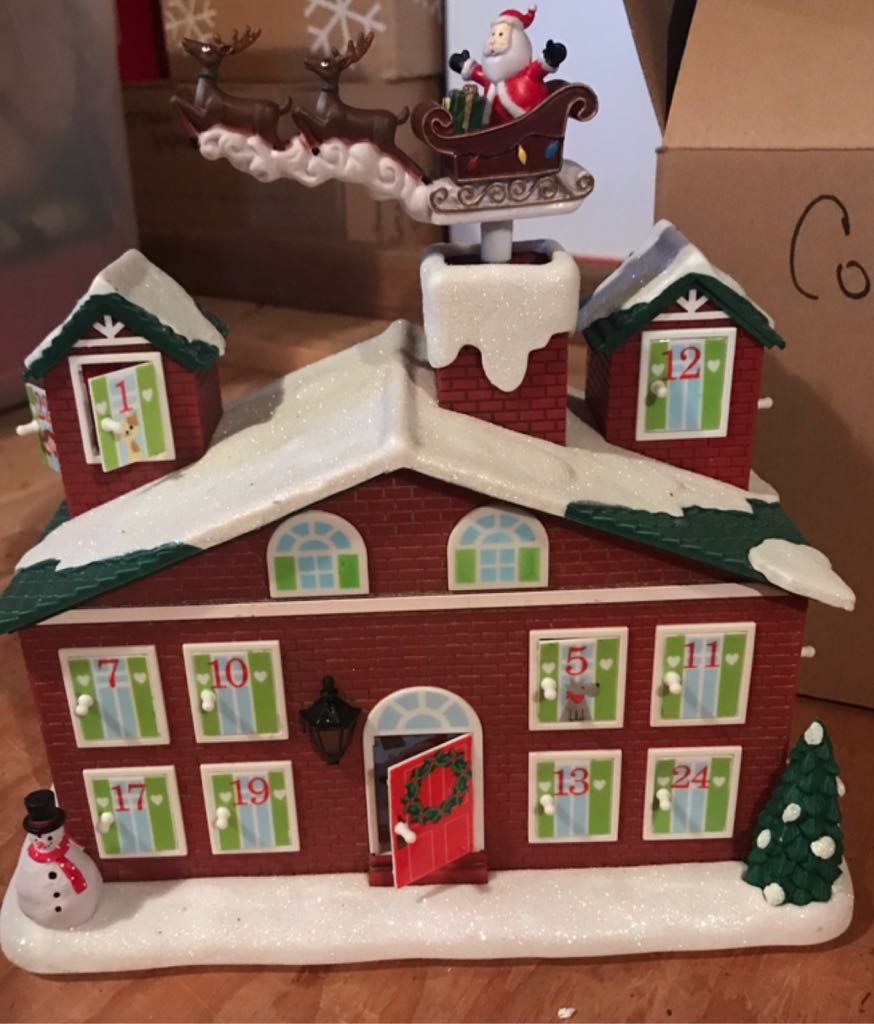 House, Countdown To Christmas  ornament collectible - Main Image 2