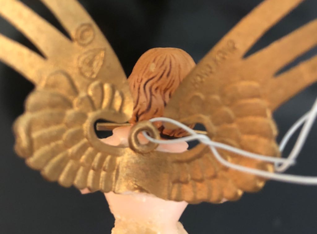 Angel Playing V  ornament collectible - Main Image 2