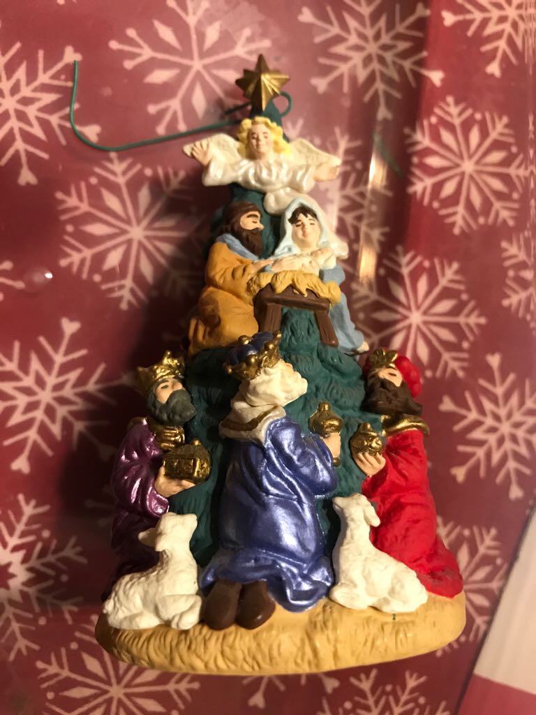 Nativity Tree  ornament collectible - Main Image 2