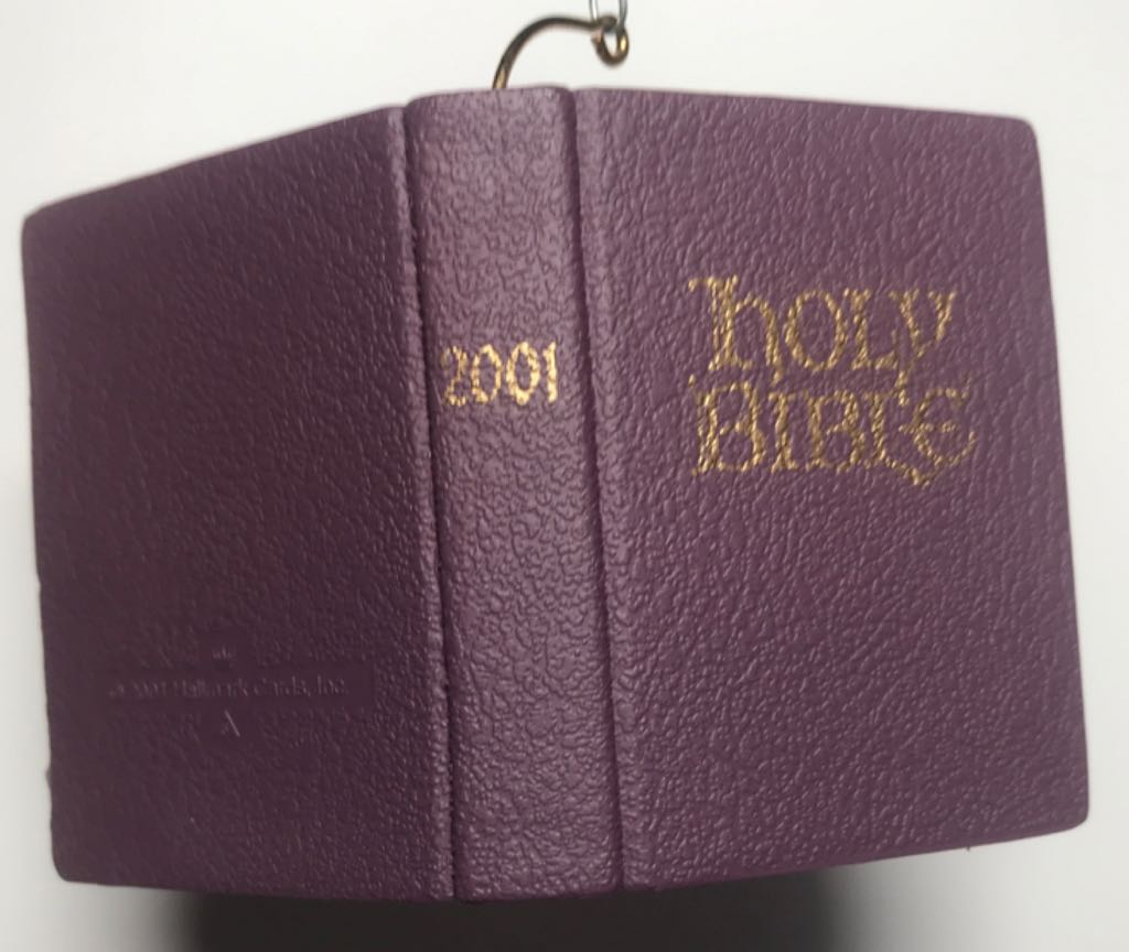 Favorite Bible Stories - #3 - Daniel In The Lions Den - Favorite Bible Stories (Collectible Series) ornament collectible - Main Image 2