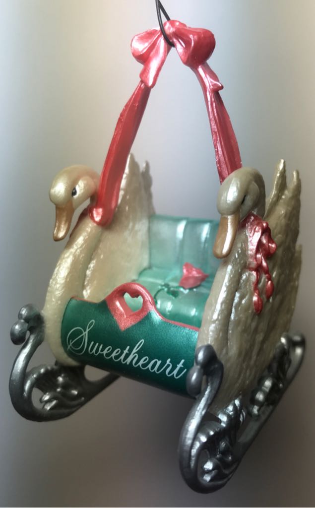 Sweetheart - Keepsake (Love) ornament collectible - Main Image 1