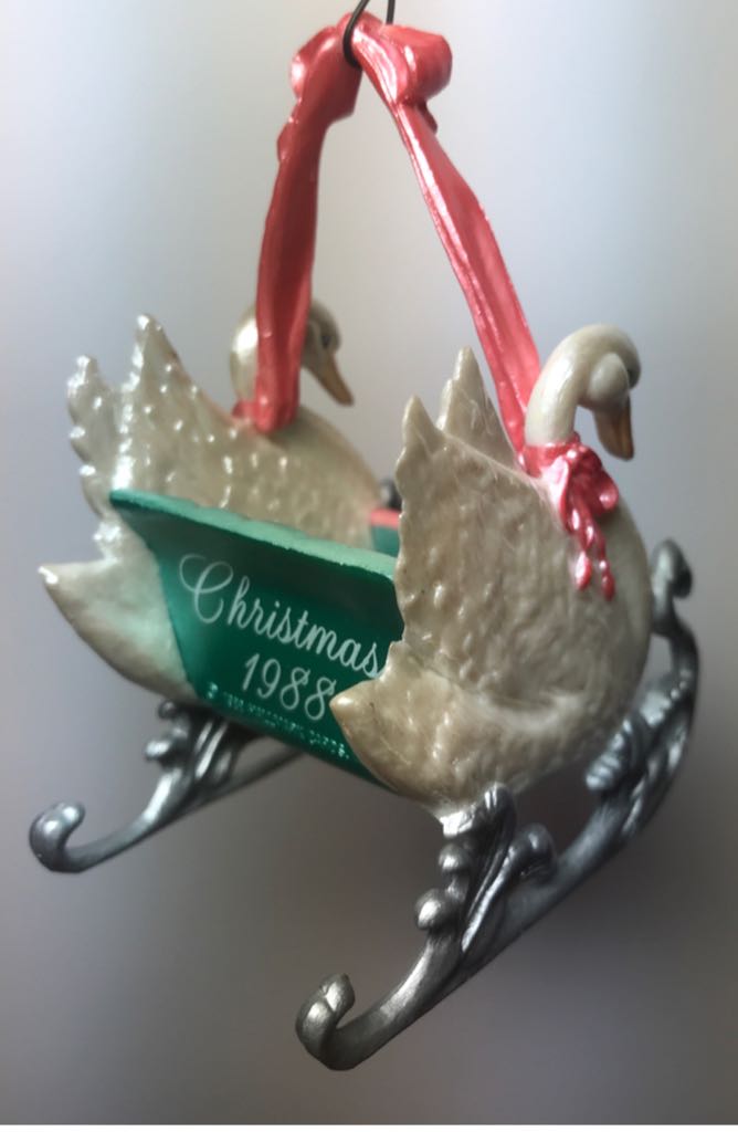 Sweetheart - Keepsake (Love) ornament collectible - Main Image 2