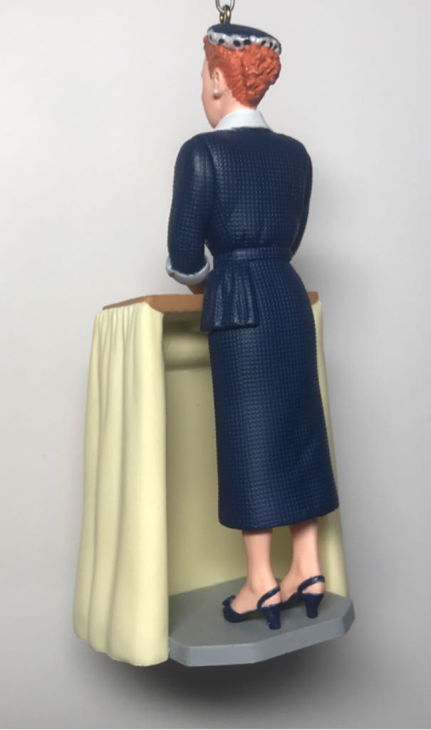 I Love Lucy - I Love Lucy (Movies & TV) ornament collectible - Main Image 2