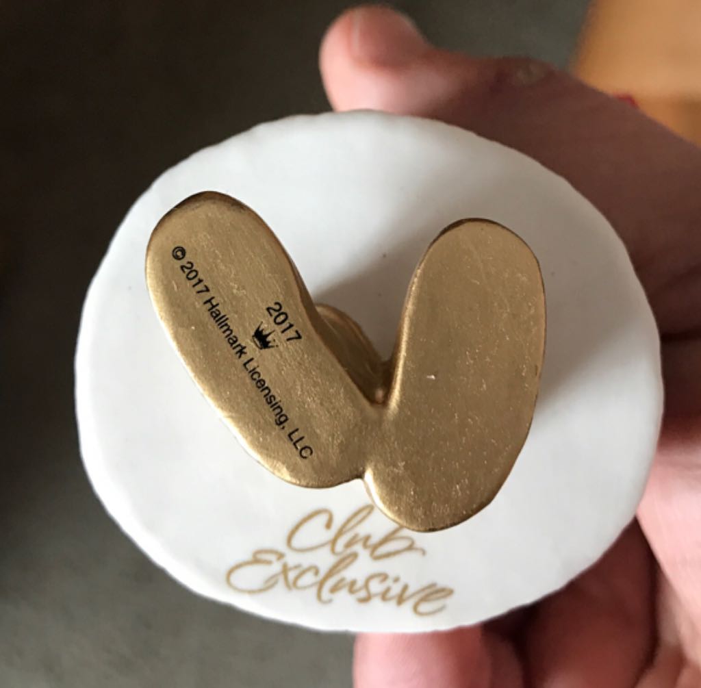 Santa Claus - Club Premium (Club Ornament) ornament collectible - Main Image 2