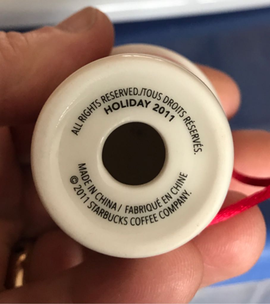 Starbucks Holiday 2011 - Starbucks Cup (Starbucks Annual) ornament collectible - Main Image 2