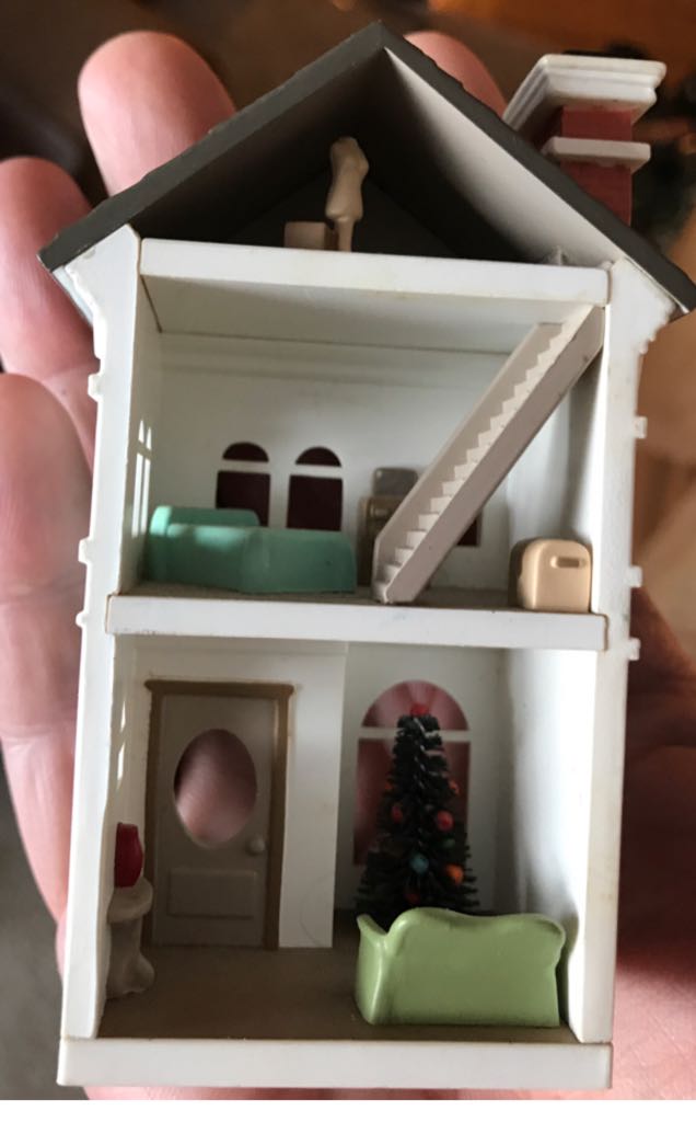 Nostalgic Houses & Shops #7 Holiday Home - Nostalgic Houses & Shops (Collector’s Series) ornament collectible - Main Image 2