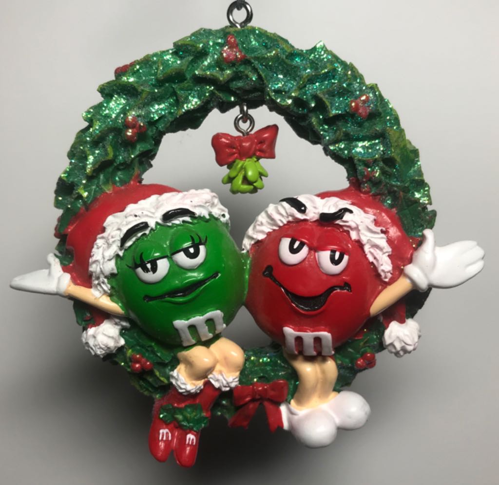 Lookup8 Steinbach Ornament