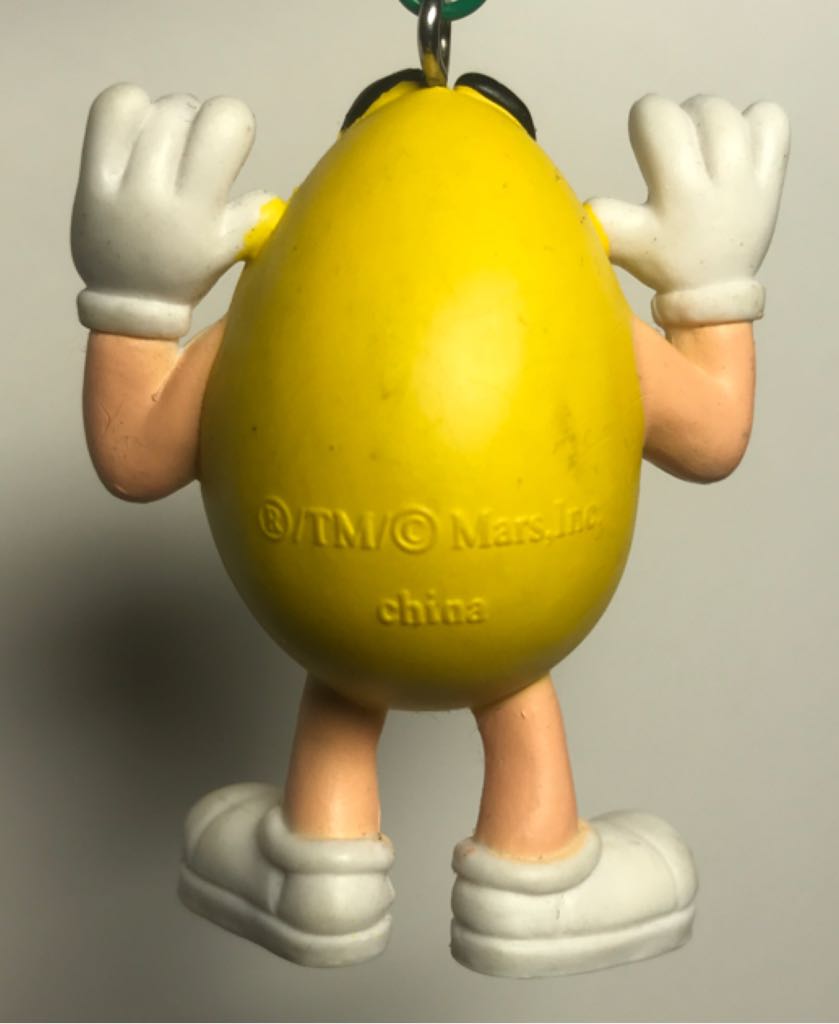 M&M Yellow - M&M’s (Movies & TV) ornament collectible - Main Image 2