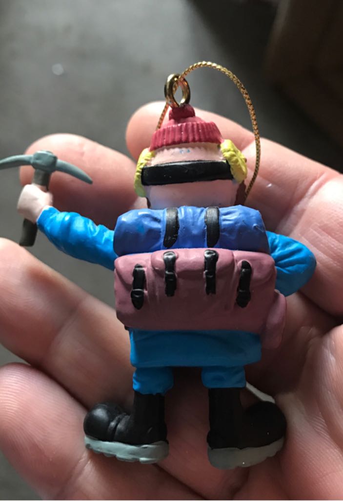 Playing Mantis - Rudolph - Yukon Cornelius - Rudolph & The Island of Misfit Toys (Classic Media) ornament collectible - Main Image 2