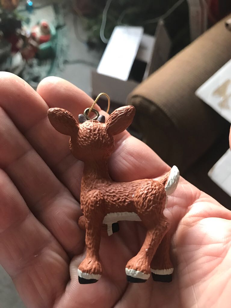 Playing Mantis - Rudolph - Rudolph The Red Nosed Reindeer - Rudolph & The Island of Misfit Toys (Classic Media) ornament collectible - Main Image 2