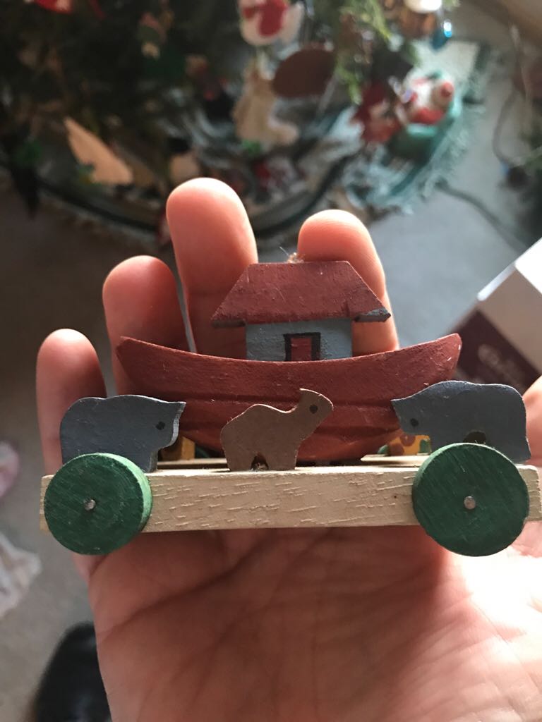 Noah’s Ark  ornament collectible - Main Image 2